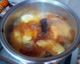 Foto del paso 8 de la receta: Lomo con hueso de cabrito en salsa de lavanda y azafrán