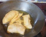 চীজি চিকেন পকেট (cheesy chicken pocket recipe in Bengali) রেসিপির ধাপ 4 ছবি