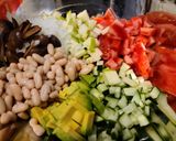Foto del paso 1 de la receta: Ensalada con legumbre y vinagreta