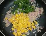 A picture of step 3 of Chicken cheese corn crunchy box.