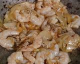 Foto langkah ke 4 dari resep Udang asam manis.