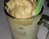 Foto langkah ke 2 dari resep Dalgona Coffee.