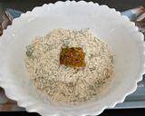 A picture of step 5 of Jowar Lauki (Bottlegourd) Thalipith.