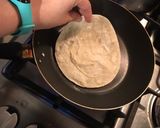 Foto del paso 1 de la receta: Quesadillas de pollo... rapiditas Bimbo 🏃🏻♀️