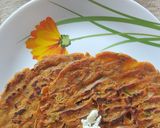 A picture of step 6 of Onion Thalipeeth.