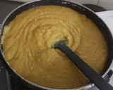 A picture of step 2 of Moong dal halwa.