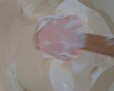 عکس مرحله 1 از دستور کیک اسفنجی کاکائویی با رویه کرمفیل و شکلات