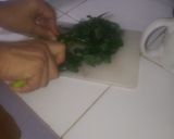 Foto langkah ke 1 dari resep Cara membuat perwarna alami hijau pandan.