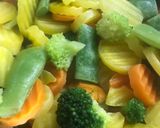 Zöldségekkel töltött tészta paradicsom öltettel recept fázis 1 fotója