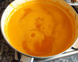 Foto del paso 4 de la receta: Guiso de pollo al whisky con corazones de alcachofas en salsa de pimiento