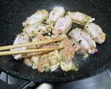 A picture of step 4 of Pan Fried Lemongrass Chicken and Wings.
