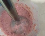 Foto langkah ke 3 dari resep Raspberry/Strawberry Greek Yoghurt Melts.