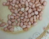 A picture of step 1 of Chatpaty roasted makhany-peanut.
