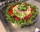 Une image de l'étape 9 de Salade de roquette au jambon blanc et légumes du jardin.