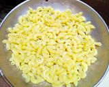 A picture of step 3 of Pasta with BBQ meat bols.