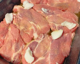 Zöldbab főzelék fokhagymás sült tarjával gluténmentesen recept fázis 1 fotója