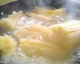 Foto del paso 1 de la receta: Yucas Rellenas de salchichas salteadas 👍🇵🇪