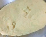 A picture of step 5 of Aloo ke parathe with green chutney.