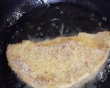 A picture of step 9 of Pocket pizza fry.