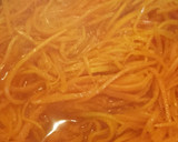Foto del paso 4 de la receta: Bondiola a la cerveza y zanahoria agridulce