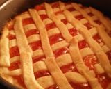 A picture of step 3 of Strawberry jam tart.