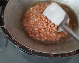 Foto langkah ke 4 dari resep Keringan Teri Medan Asin & Kacang.