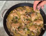 Foto del paso 6 de la receta: Pollo con puerros y champiñones