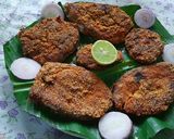 A picture of step 7 of Surmai and bangda fried fish.