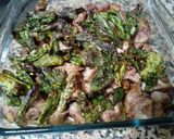 Foto del paso 2 de la receta Pluma ibérica asada con pimientos Padrón