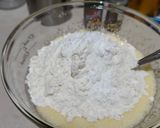 Foto langkah ke 2 dari resep Bolu Kukus tanpa Mixer.