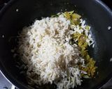 A picture of step 3 of Andhra Uggani/puffed rice upma.