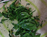 Foto del paso 8 de la receta: Ciabatta artesanal con aceitunas rellena de espinacas con queso