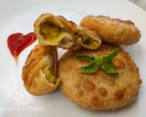 आलू कचोरी (aloo kachori recipe in marathi) रेसिपी स्टेप 5 फोटो