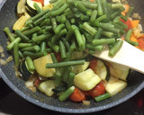 Foto del paso 7 de la receta: Macarrones con todas las verduras que había en casa