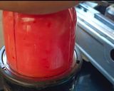 A picture of step 4 of Lemon tomato juice.