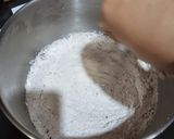 Foto langkah ke 4 dari resep Mille Crepes Red Valvet.