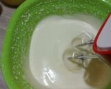 Foto langkah ke 3 dari resep Bolu Pisang Kukus (takaran sendok).
