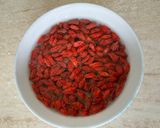 Foto del passaggio 1 della ricetta Merluzzo al forno con bacche di goji
