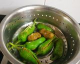 ભરેલા મરચા(Stuffed Marcha Recipe in Gujarati) રેસીપી સ્ટેપ3ફોટો