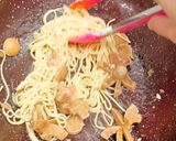 Foto langkah ke 4 dari resep 258. SPAGHETTI CARBONARA WITH SOSIS.