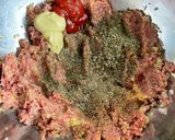 Une image de l'étape 3 de Keftedes au Ouzo 🇬🇷 (boulettes de viande moelleuses à la Grecque).