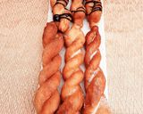 صورة لخطوة 14 من وصفة بنيي لواية (twisted donuts)😋