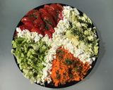 Une image de l'étape 7 de Salade de tomates carottes romaine et courgettes à la feta.