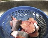 Foto langkah ke 1 dari resep Ikan Patin Asam Pedas Manis ✨.