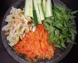 Foto langkah ke 3 dari resep Kol Goreng Sambal Tomat.
