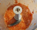 Foto del passaggio 3 della ricetta Pollo con ciliegini e scaglie
