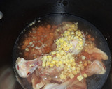Foto del paso 2 de la receta: Arroz en sartén con cerdo, zanahoria y maíz tierno