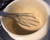 Une image de l'étape 7 de Clafoutis aux pommes et vanille à la farine de châtaigne corse.