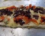 Foto del paso 3 de la receta: Pizzas zapatillas con pan figasa