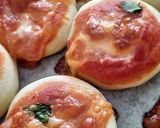 A picture of step 4 of Mini Pizzas with Unrefreshed Sourdough Starter.
